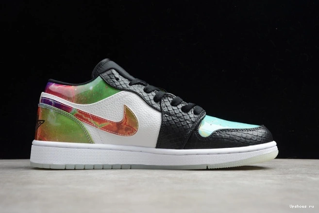 Galaxy Jordan CW7309-090 Air Low 1 0826